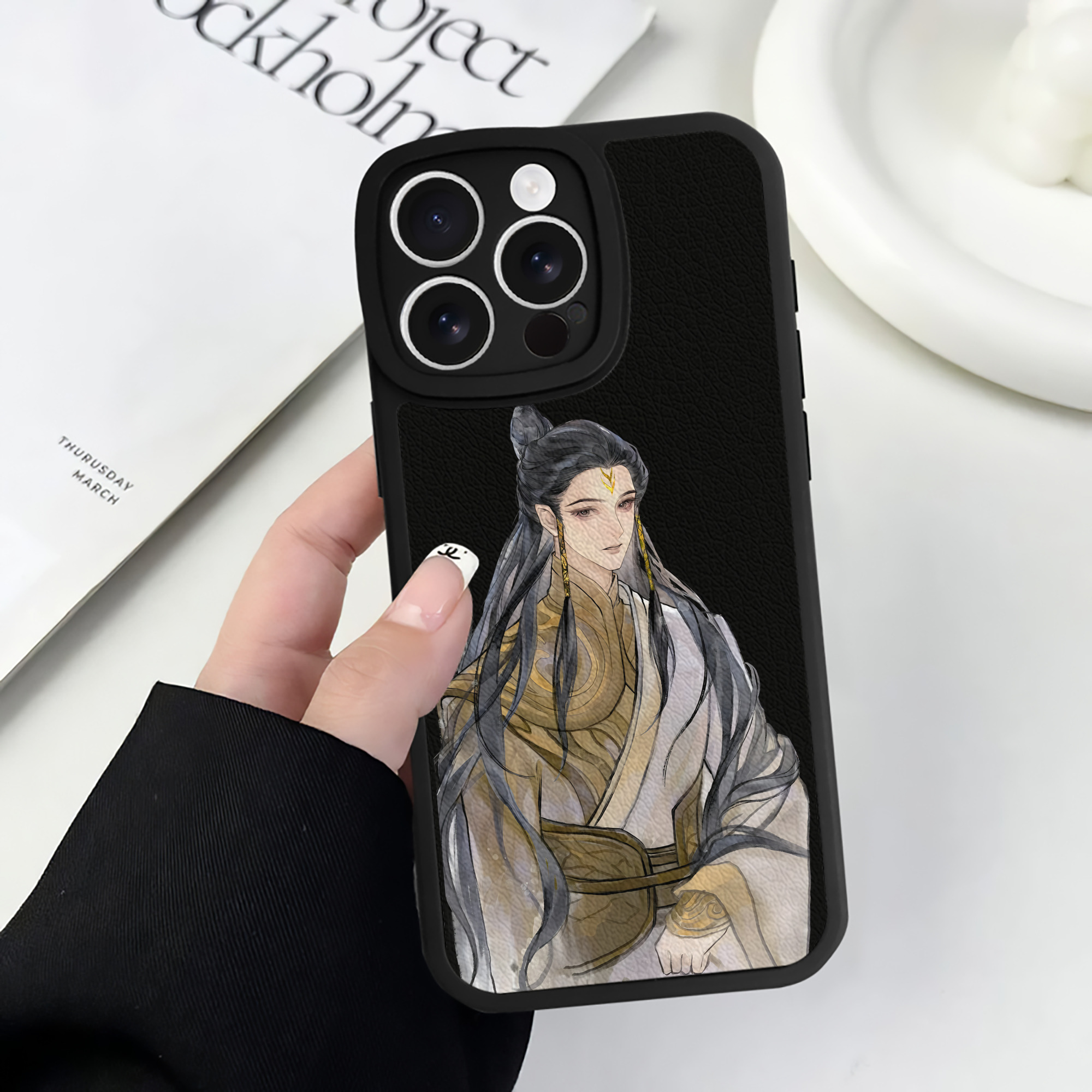 （画像用） Ne Zha 2 ナタ 魔童の大暴れ 【iPhone 16シリーズ対応】シリコンスマホケース（レザー調） 材質：シリコン